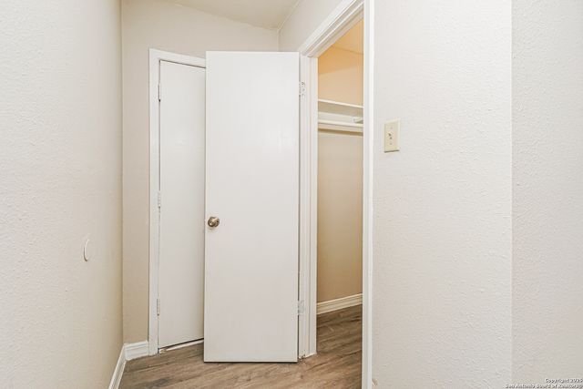 927 H, San Antonio, TX 78220