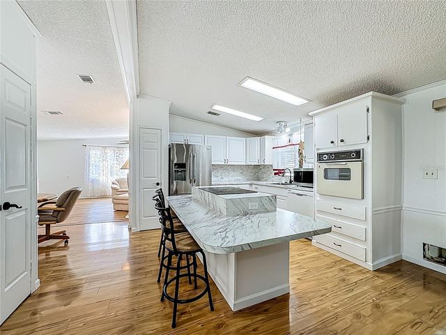 8430 IMPERIAL LAKE CIRCLE, Palmetto, FL 34221