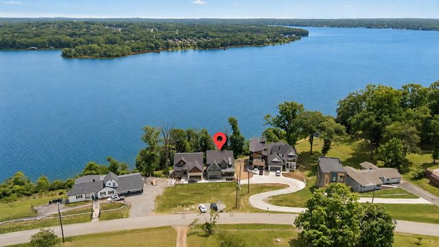 17 Jones Cir, Old Hickory, TN 37138