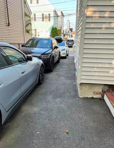 39 Montrose 2, Everett, MA 02149