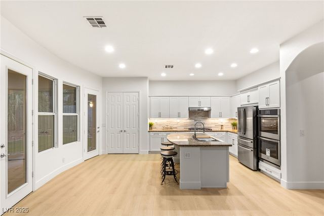 2838 Bassano Court, Henderson, NV 89052