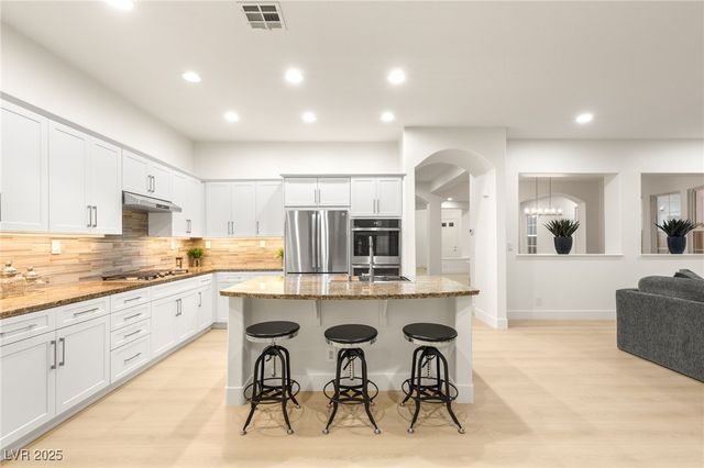 2838 Bassano Court, Henderson, NV 89052