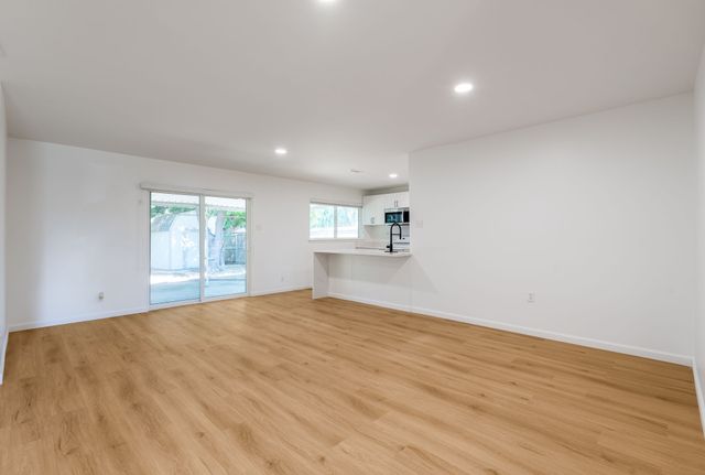 3025 Harvard Street N, Irving, TX 75062