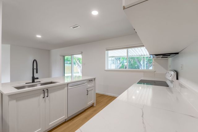 3025 Harvard Street N, Irving, TX 75062