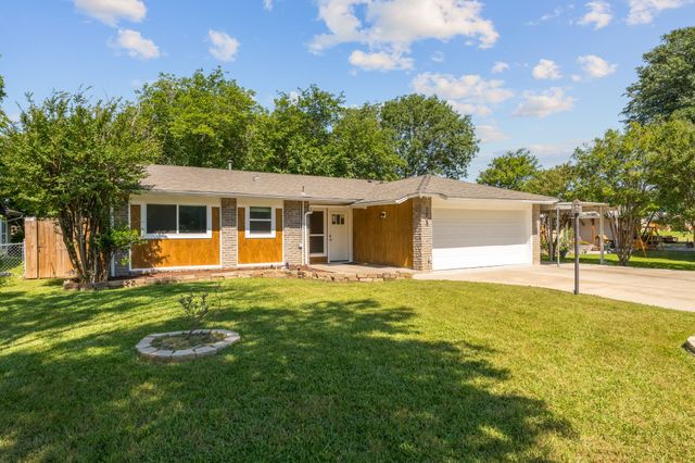 3025 Harvard Street N, Irving, TX 75062