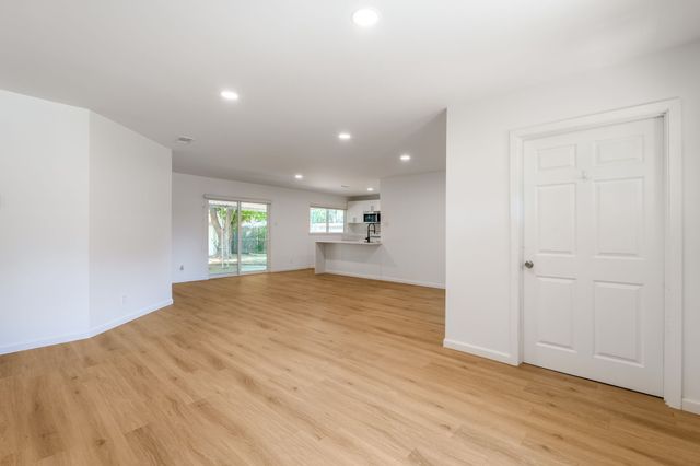 3025 Harvard Street N, Irving, TX 75062