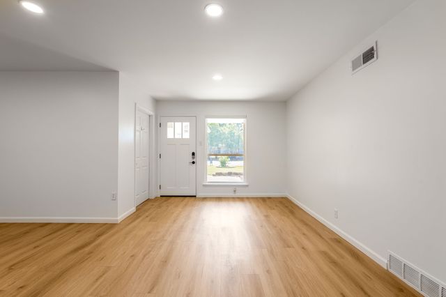 3025 Harvard Street N, Irving, TX 75062