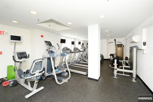 70 Adams Street 3B, Hoboken, NJ 07030