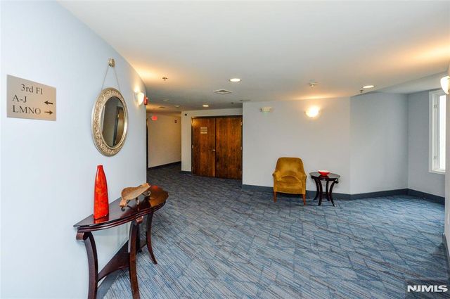 70 Adams Street 3B, Hoboken, NJ 07030