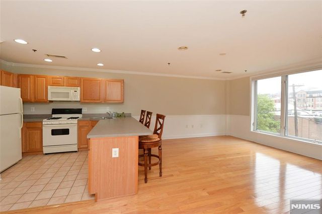 70 Adams Street 3B, Hoboken, NJ 07030