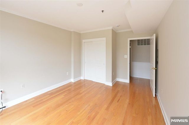 70 Adams Street 3B, Hoboken, NJ 07030