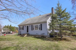 9 Avery Road, Londonderry, NH 03053