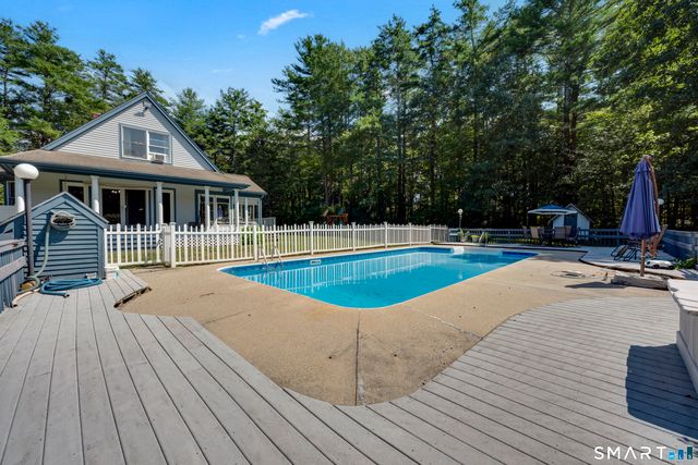 71 Rhode Island Line Road, Putnam, CT 06260