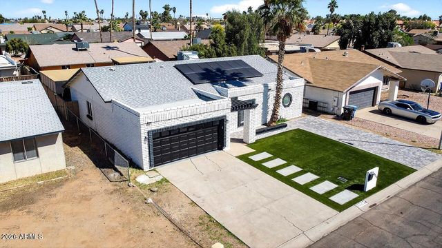 10318 W CALLE DEL ORO --, Phoenix, AZ 85037