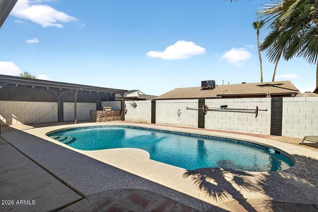 10318 W CALLE DEL ORO --, Phoenix, AZ 85037