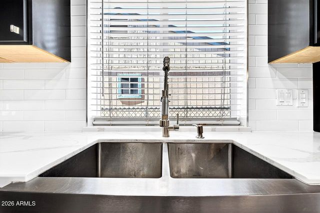 10318 W CALLE DEL ORO --, Phoenix, AZ 85037