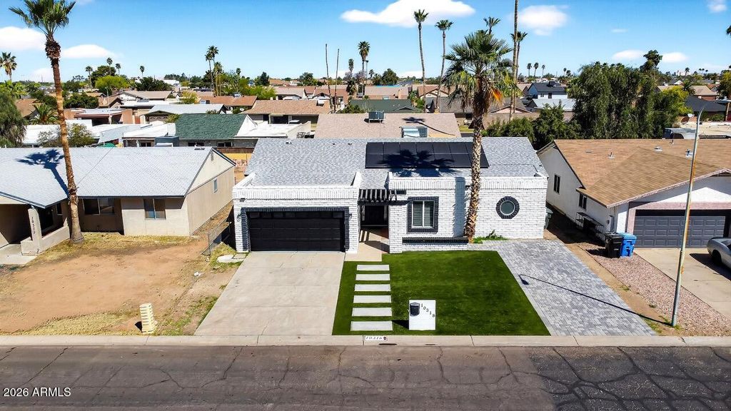 10318 W CALLE DEL ORO --, Phoenix, AZ 85037