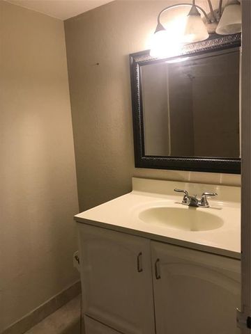 1805 Sans Souci Blvd 403, North Miami, FL 33181