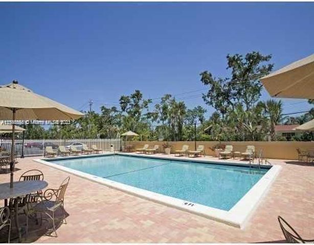 1805 Sans Souci Blvd 403, North Miami, FL 33181