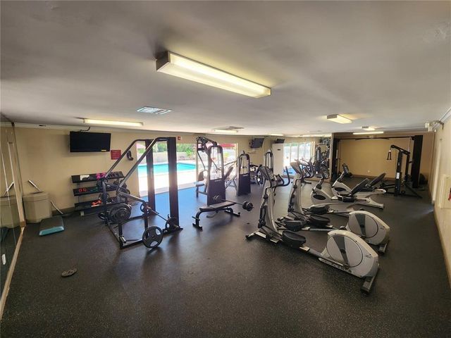 1805 Sans Souci Blvd 403, North Miami, FL 33181