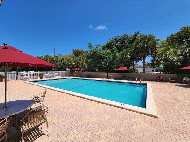 1805 Sans Souci Blvd 403, North Miami, FL 33181