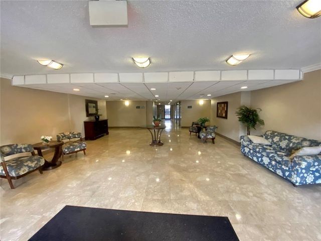 1805 Sans Souci Blvd 403, North Miami, FL 33181