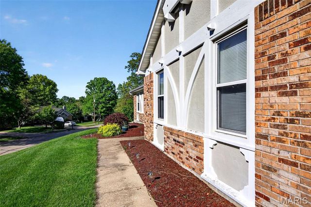 386 Westbrook Drive, O'fallon, MO 63366