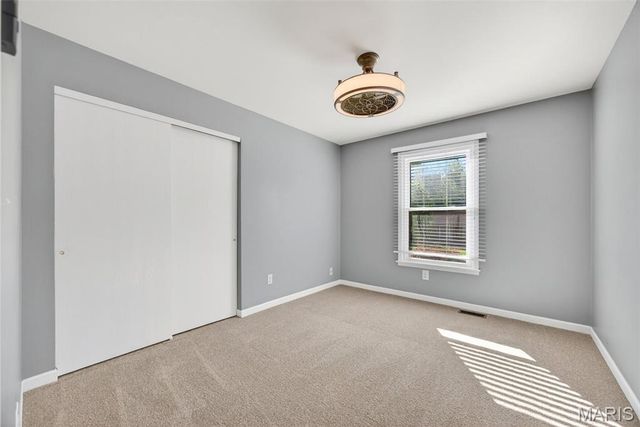 386 Westbrook Drive, O'fallon, MO 63366