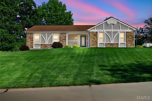 386 Westbrook Drive, O'fallon, MO 63366