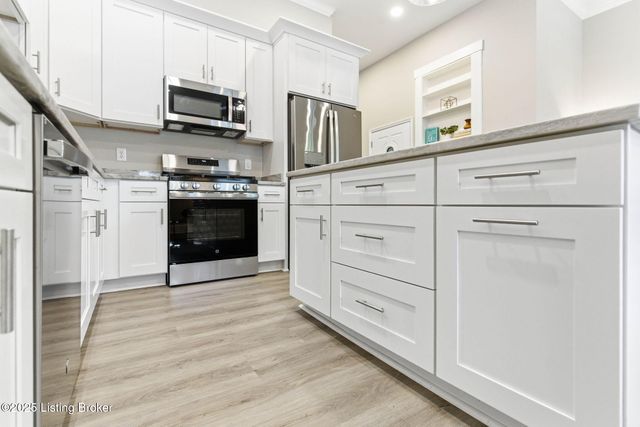 1419 Debarr St, Louisville, KY 40204