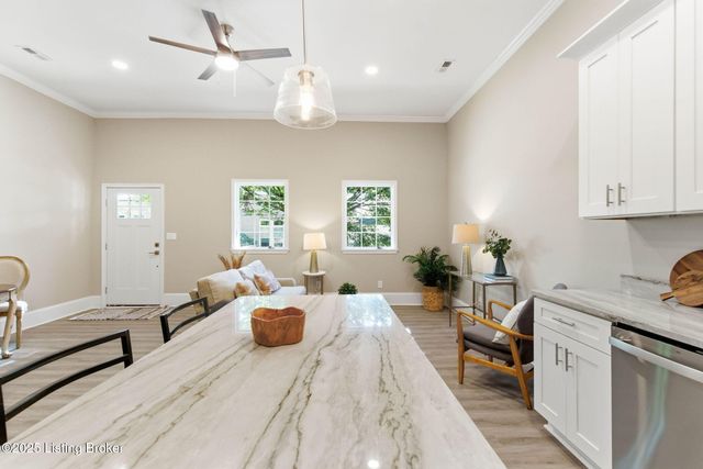 1419 Debarr St, Louisville, KY 40204