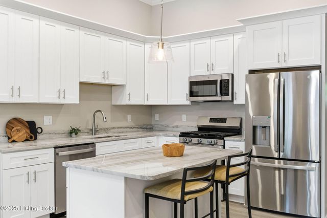 1419 Debarr St, Louisville, KY 40204