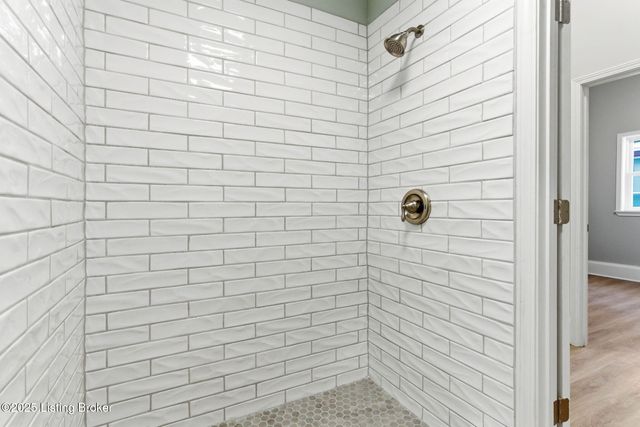 1419 Debarr St, Louisville, KY 40204