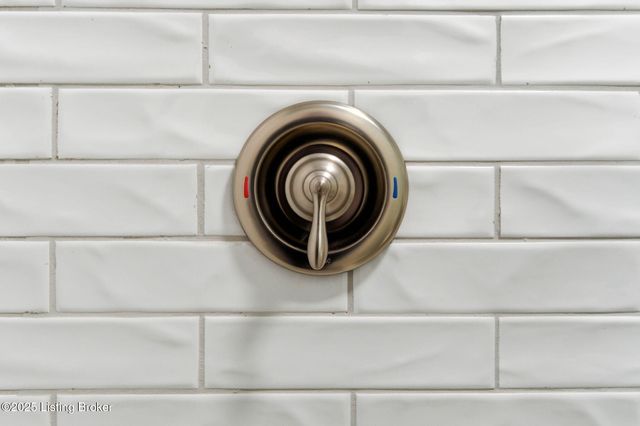 1419 Debarr St, Louisville, KY 40204