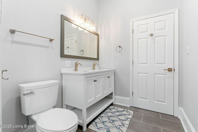 1419 Debarr St, Louisville, KY 40204