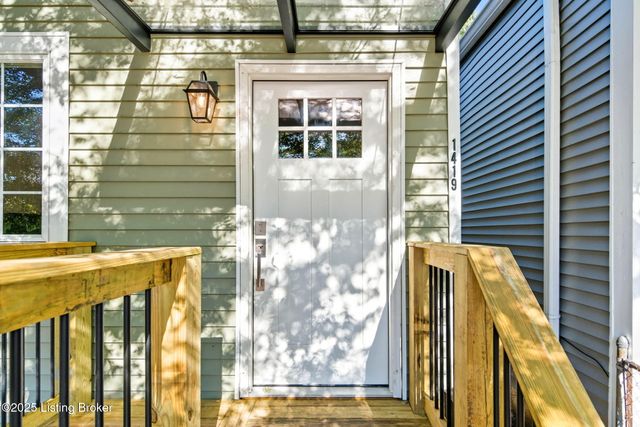 1419 Debarr St, Louisville, KY 40204