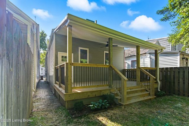 1419 Debarr St, Louisville, KY 40204