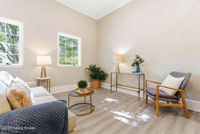 1419 Debarr St, Louisville, KY 40204