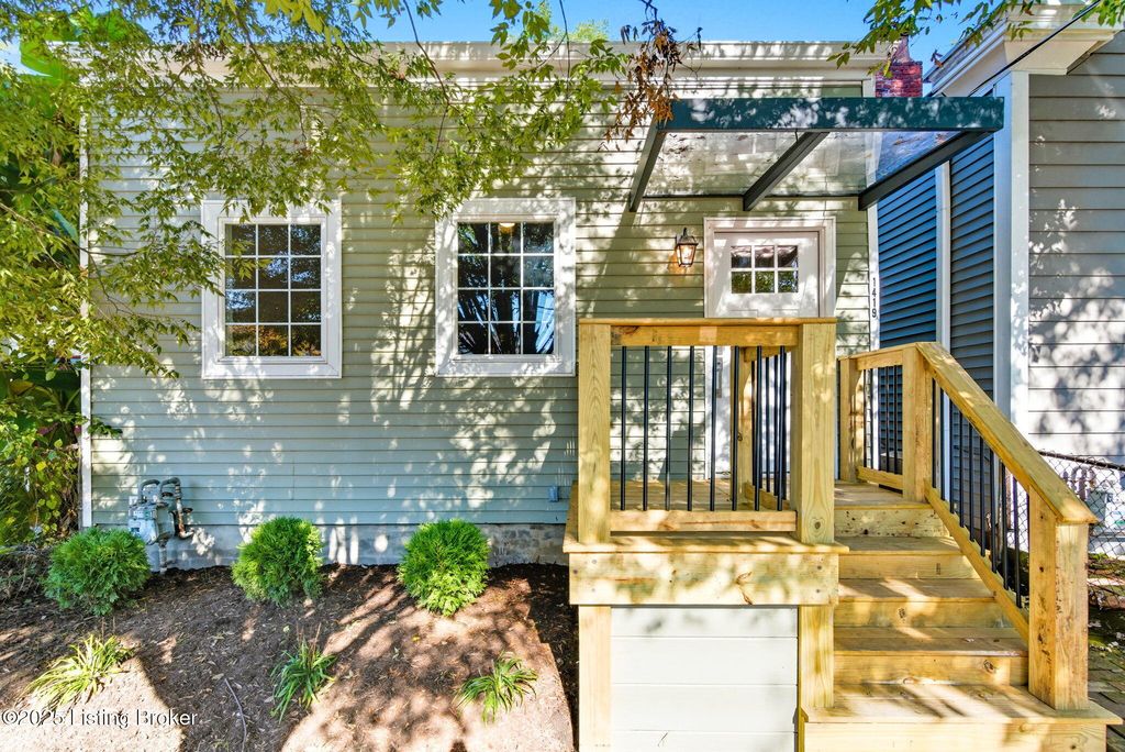 1419 Debarr St, Louisville, KY 40204