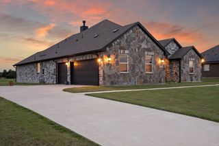123 Cedar Elm Lane, Nevada, TX 75173