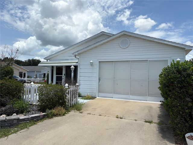 731 DUMAS STREET, Lady Lake, FL 32159