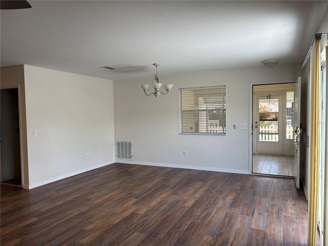 731 DUMAS STREET, Lady Lake, FL 32159