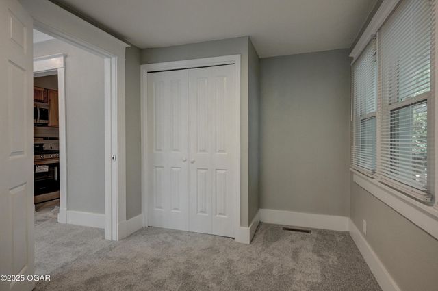 535 N Byers Avenue, Joplin, MO 64801