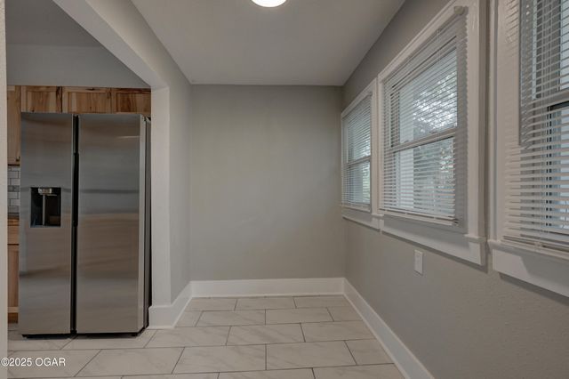 535 N Byers Avenue, Joplin, MO 64801