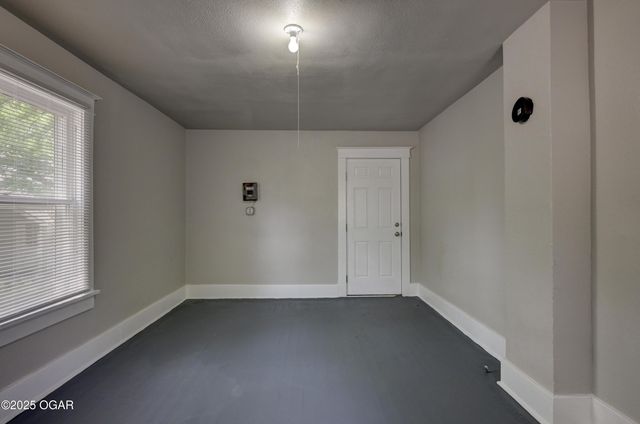 535 N Byers Avenue, Joplin, MO 64801