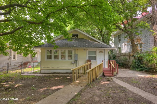 535 N Byers Avenue, Joplin, MO 64801