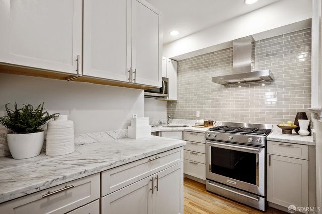 1200 Castro Street 1, San Francisco, CA 94114