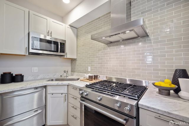1200 Castro Street 1, San Francisco, CA 94114