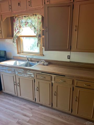 1522 Mackinaw Street, Saginaw, MI 48602