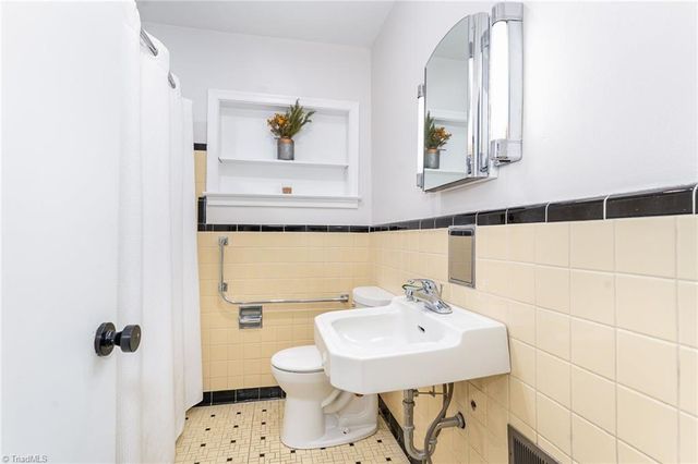 5379 Old US Highway 52, Lexington, NC 27295